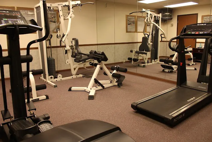 Shawano Four Seasons Hotel 4