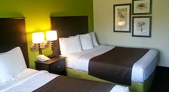 AmericInn by Wyndham Oshkosh 4
