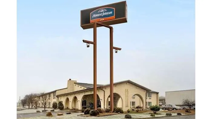 Howard Johnson by Wyndham Appleton 4