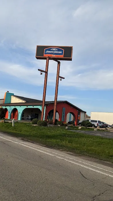 Howard Johnson by Wyndham Appleton 4