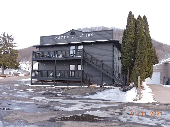 Water View Inn 4