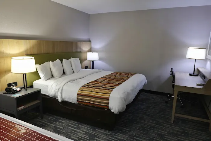 Country Inn & Suites by Radisson, Sparta, WI 4