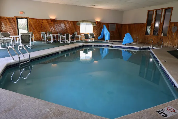 Country Inn & Suites by Radisson, Sparta, WI 4