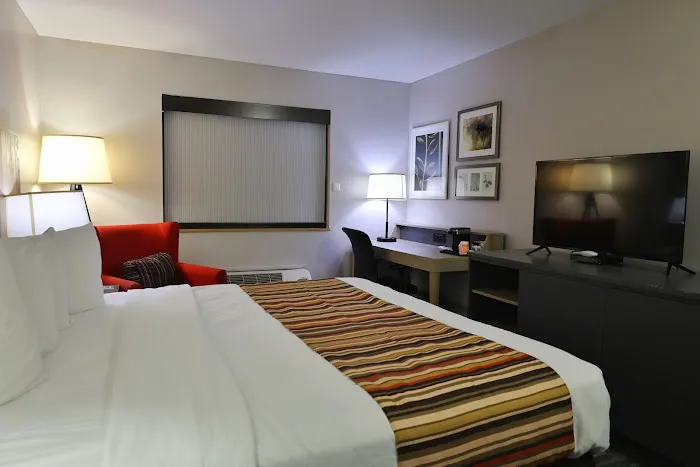 Country Inn & Suites by Radisson, Sparta, WI 4
