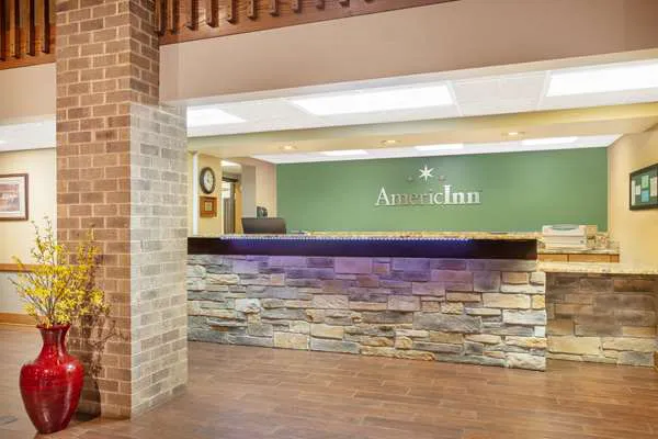 AmericInn by Wyndham West Salem 4