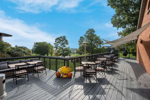Ramada by Wyndham Galena Hotel & Day Spa 4