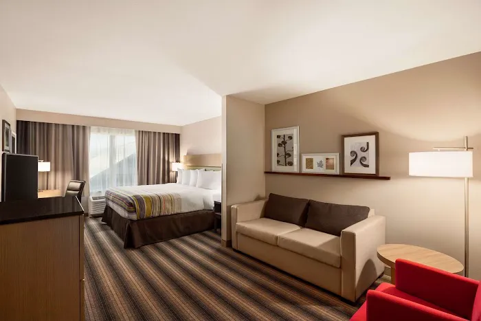 Country Inn & Suites by Radisson, Galena, IL 4