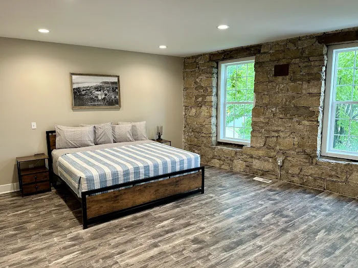River Rock Inn 4
