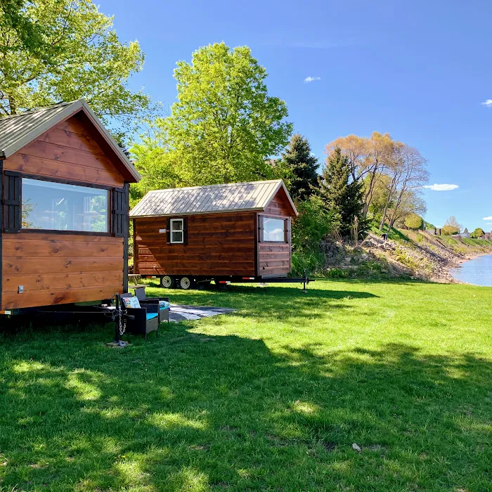 Riverview Vacation Rentals & Tiny Homes 4