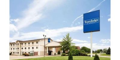 Travelodge by Wyndham Clinton Valley West Court