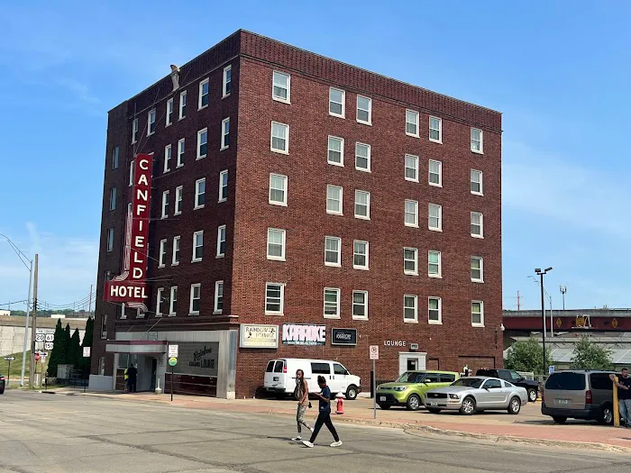 Canfield Hotel Dubuque 5