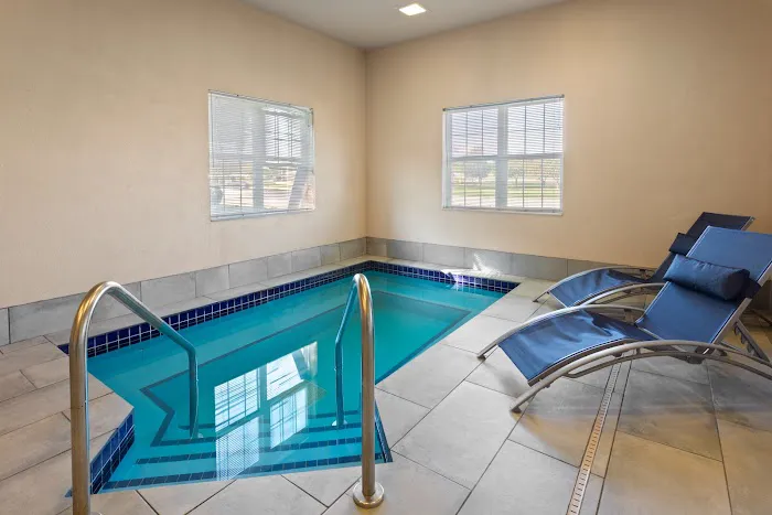 Americas Best Value Inn & Suites Racine 4