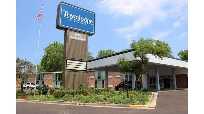 Travelodge by Wyndham Water's Edge Hotel - Racine 4