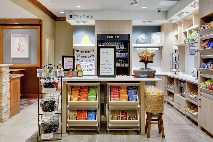 Hilton Garden Inn Milwaukee Airport 5