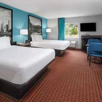 Super 8 by Wyndham McHenry/Fox Lake Area ico