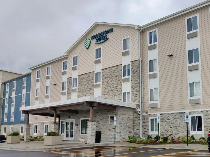 WoodSpring Suites Libertyville - Chicago 4