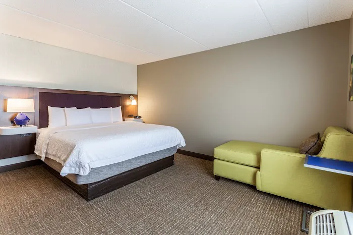 Hampton Inn & Suites Chicago-Libertyville 4