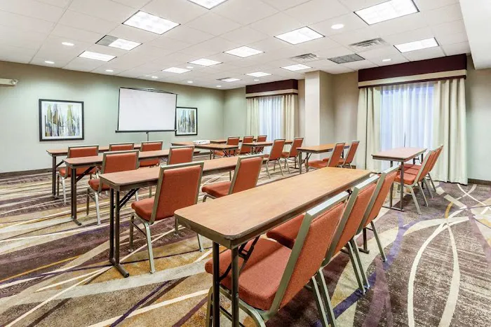 Hampton Inn & Suites Chicago-Libertyville 4