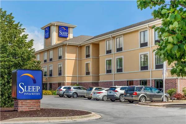 Sleep Inn & Suites Milwaukee Airport 5