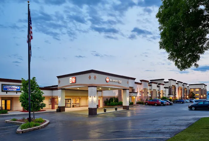 Best Western Plus Milwaukee Airport Hotel & Conference Center 5