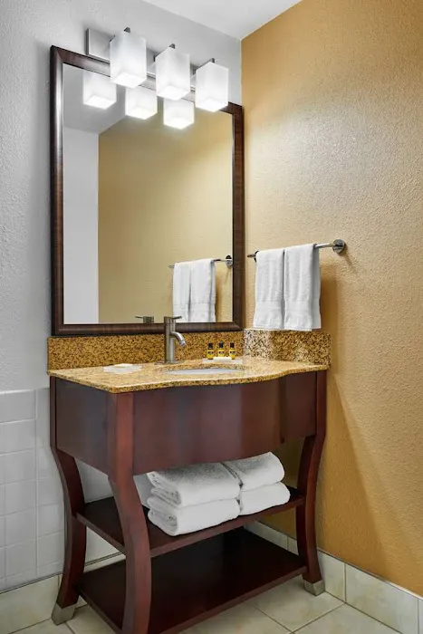 Best Western Plus Milwaukee Airport Hotel & Conference Center 5