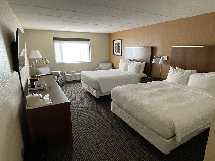 Four Points by Sheraton Milwaukee Airport 5