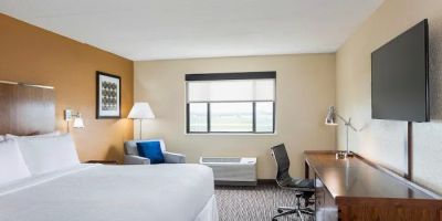 Four Points by Sheraton Milwaukee Airport