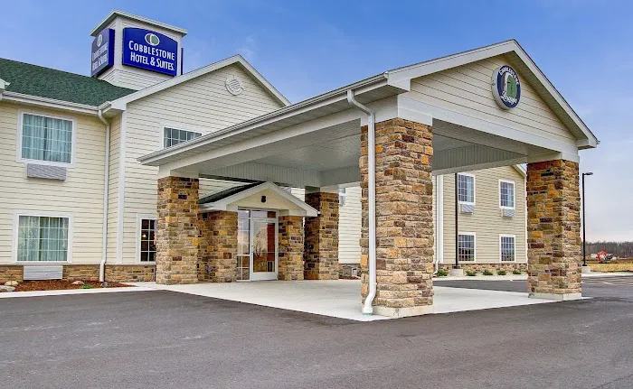 Cobblestone Hotel & Suites - Pulaski 4