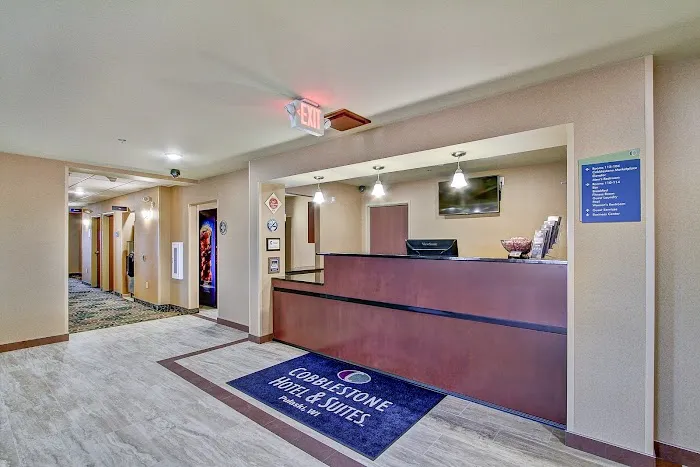 Cobblestone Hotel & Suites - Pulaski 4