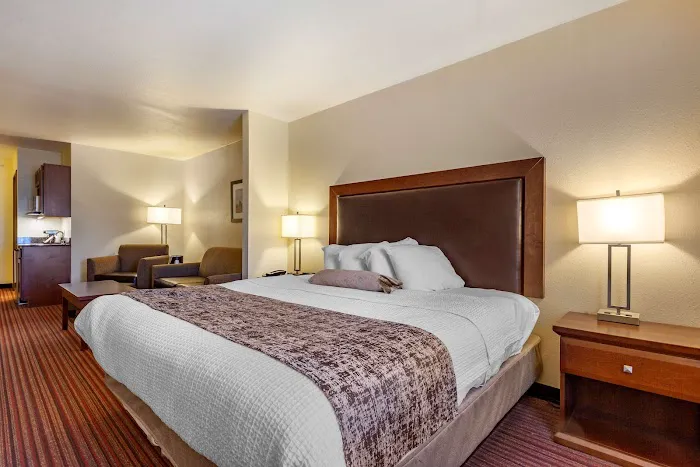 Best Western Plus Sparta Trail Lodge 4
