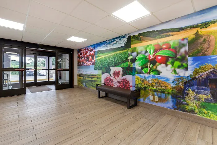 Clarion Pointe Tomah 4
