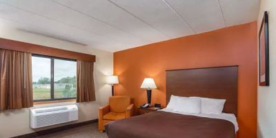 AmericInn by Wyndham Tomah