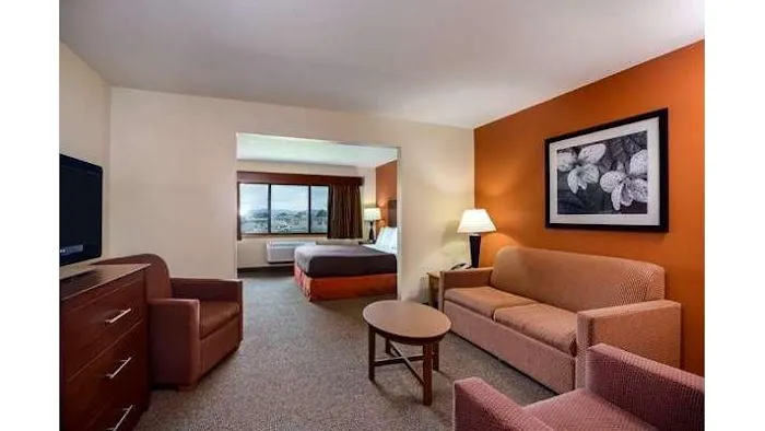 AmericInn by Wyndham Tomah 4