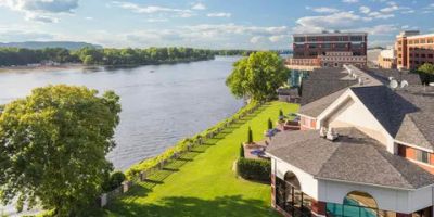 Courtyard La Crosse Downtown/Mississippi Riverfront