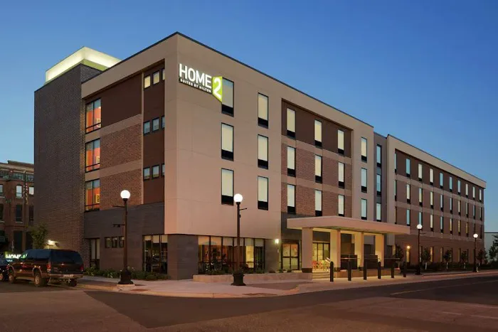 Home2 Suites by Hilton La Crosse 4