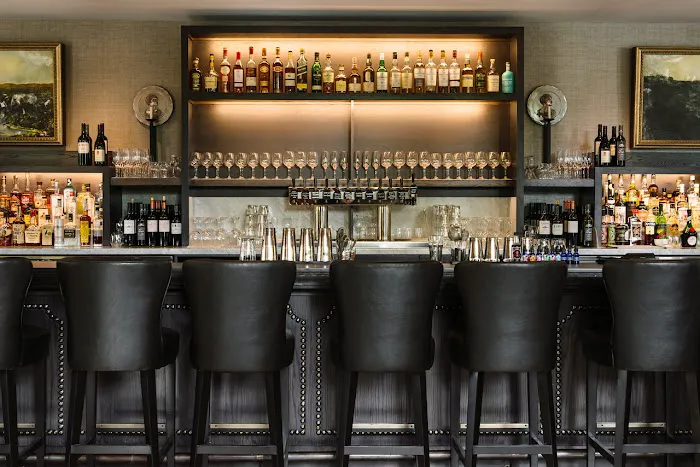 The Charmant Hotel 4
