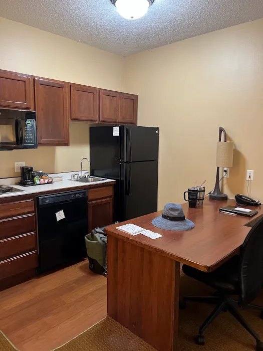 GrandStay Hotel & Suites La Crosse 4