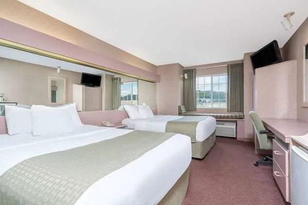 Microtel Inn by Wyndham Onalaska/La Crosse 4