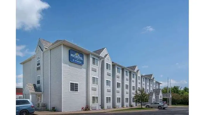 Microtel Inn by Wyndham Onalaska/La Crosse 4