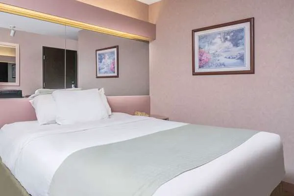 Microtel Inn by Wyndham Onalaska/La Crosse 4