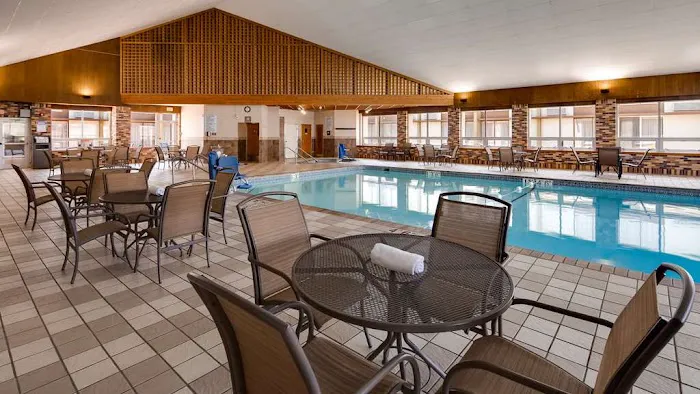 Best Western Tomah Hotel 4