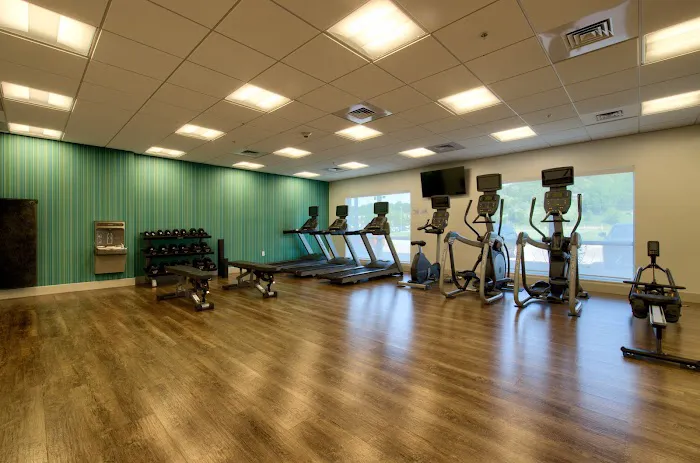 Holiday Inn Express & Suites Onalaska - La Crosse, an IHG Hotel 4