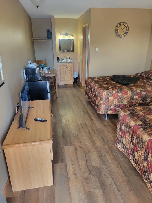 Onalaska Inn 4