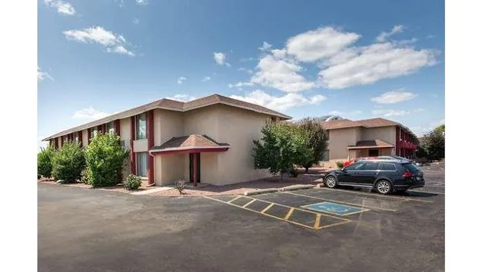 AmericInn by Wyndham La Crosse Riverfront Conference Center 4