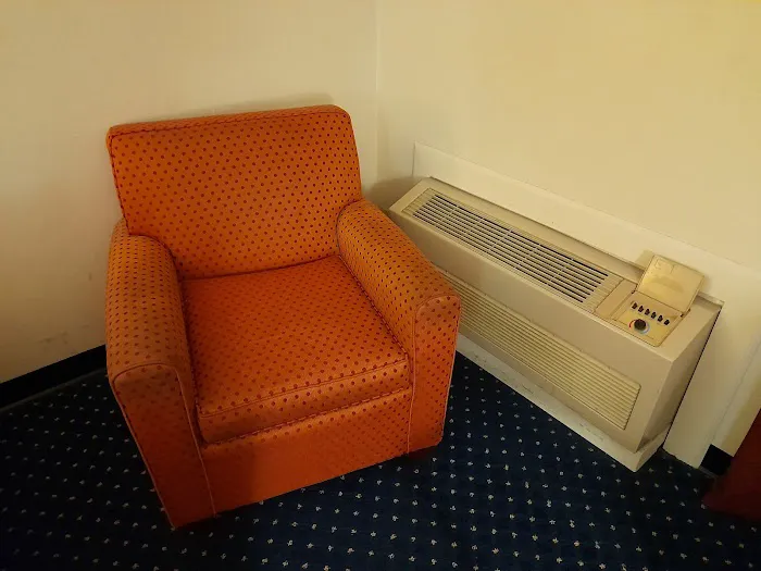 Norwood Inn & Suites La Crosse 4