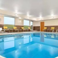 Dubuque Inn & Suites ico