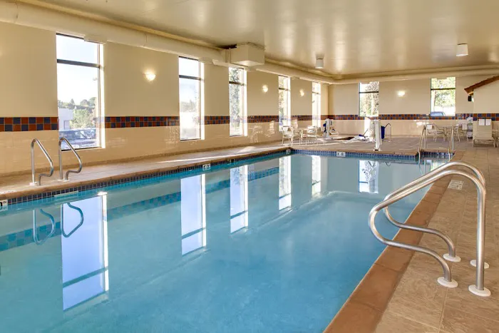 Hampton Inn Dubuque 4
