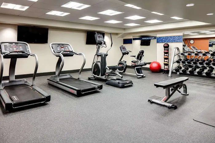 Hampton Inn Dubuque 4