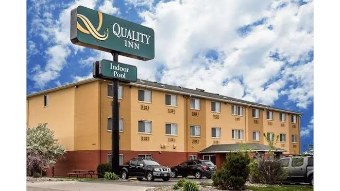 Quality Inn Dubuque on Hwy 20 4