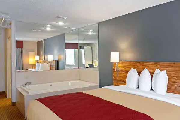 Quality Inn Frontier at U.S. Hwy 30 4